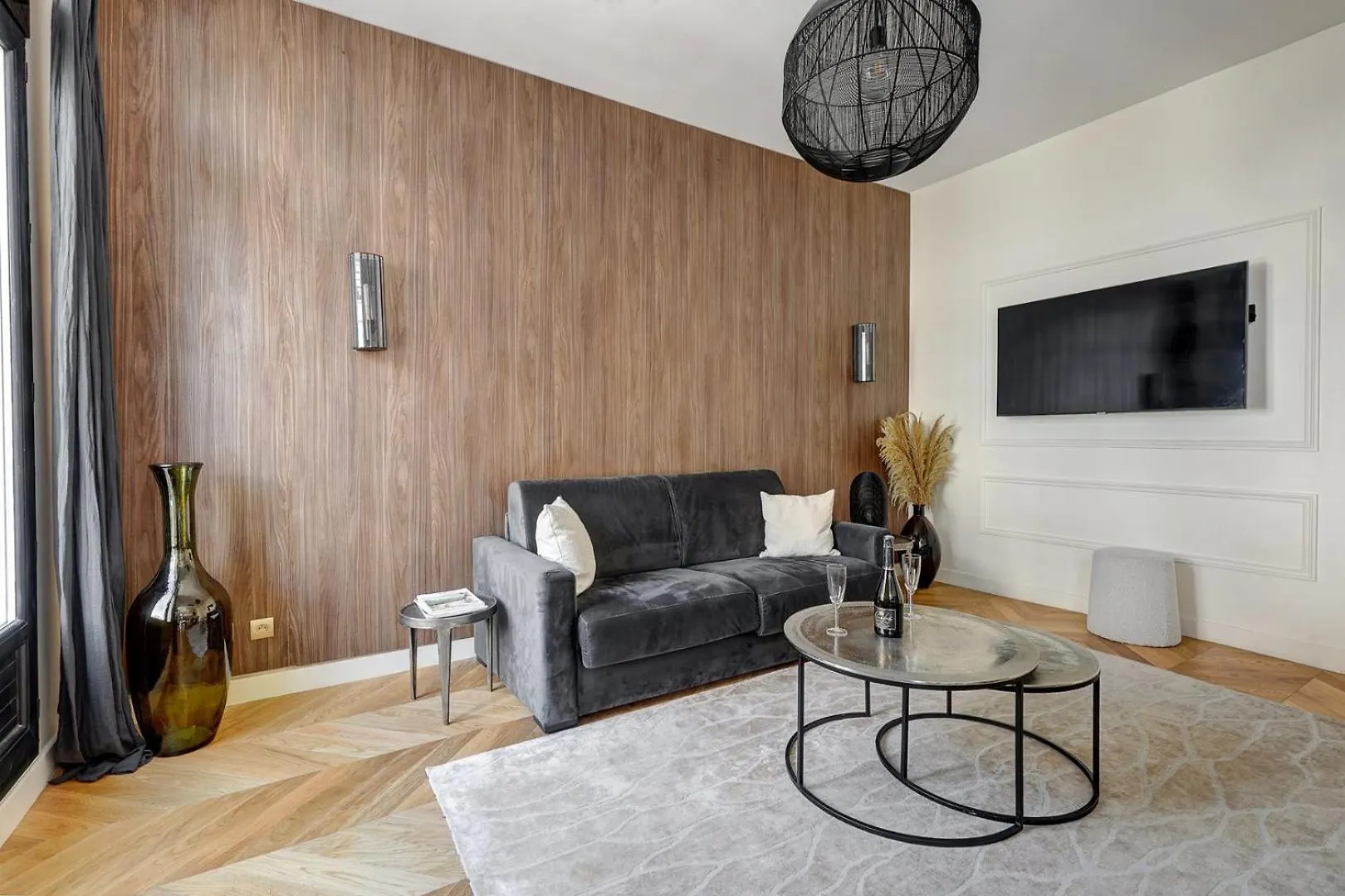 Apartament Triomphe - A